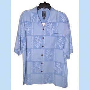 Montego Resort Light Blue & White Hawaiian Floral Button Front Collard Shirt L